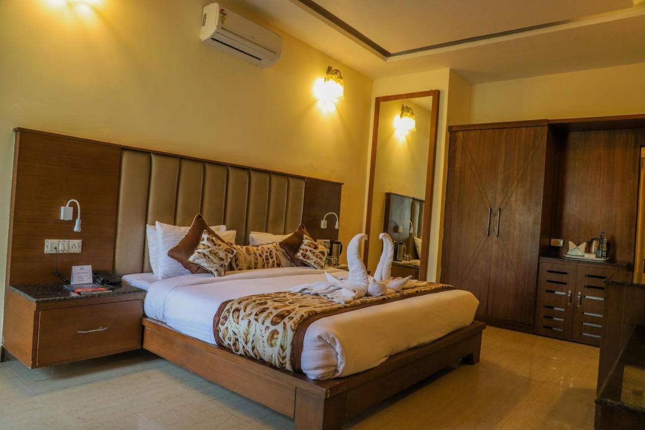 Excel Hotels And Resorts Bhīm Tāl Zewnętrze zdjęcie