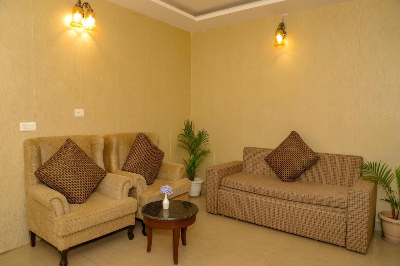 Excel Hotels And Resorts Bhīm Tāl Zewnętrze zdjęcie