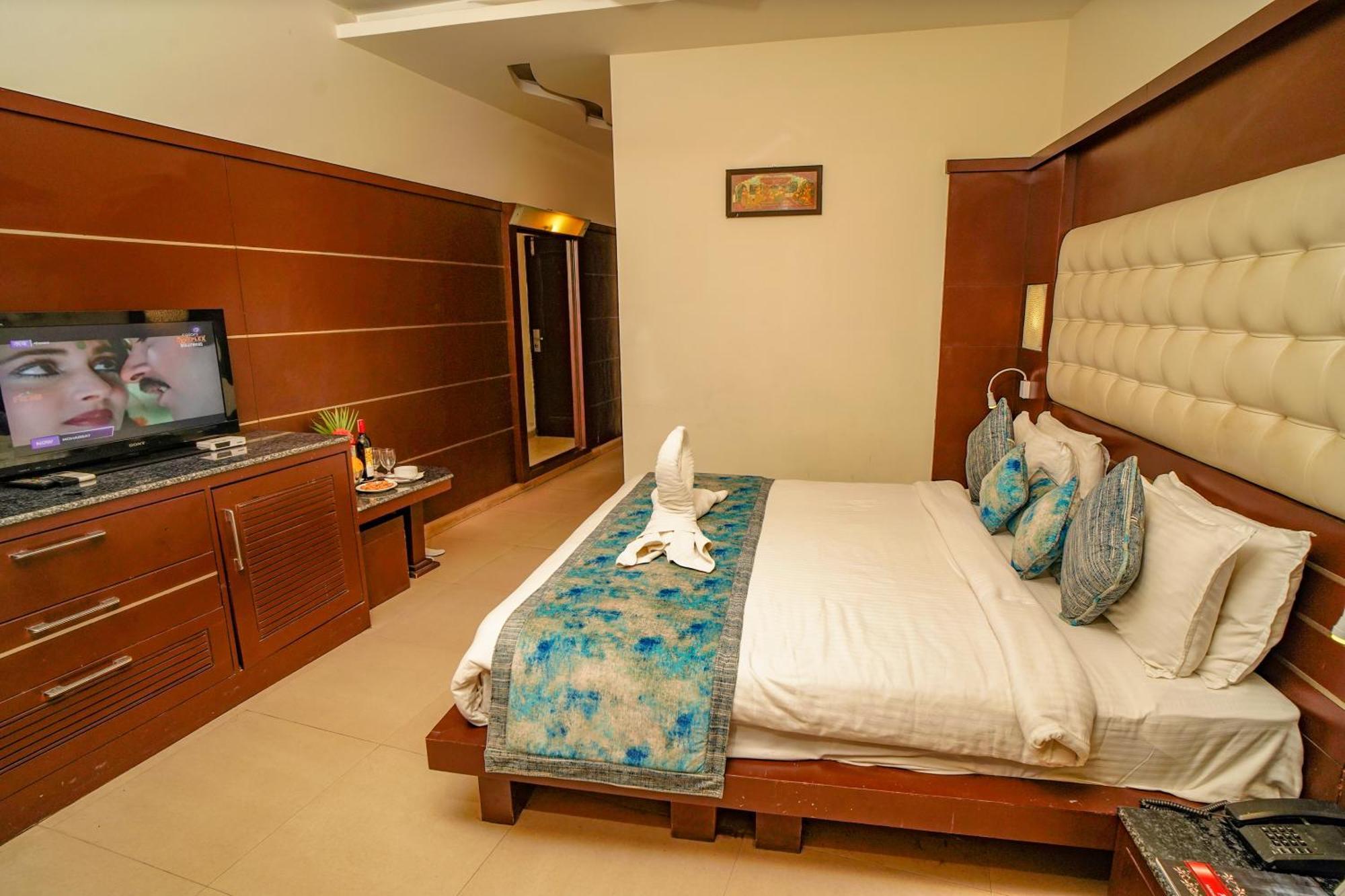 Excel Hotels And Resorts Bhīm Tāl Zewnętrze zdjęcie